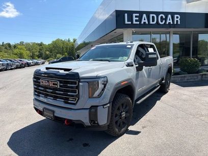 Used 2025 GMC Sierra 2500 AT4 w/ AT4 Premium Plus Package