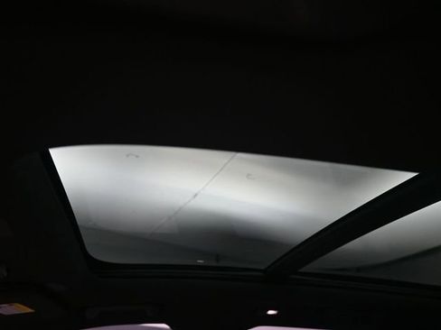 Used 2025 Volvo XC90 B5 Plus w/ Protection Package image 19