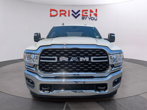 Used 2024 RAM 2500 Big Horn AWD/4WD image 8