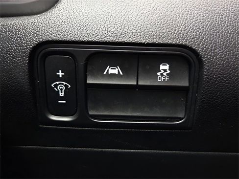 Used 2021 Kia Sorento S image 20