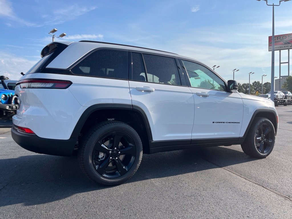 New 2026 Jeep Grand Cherokee Limited AWD/4WD image 39