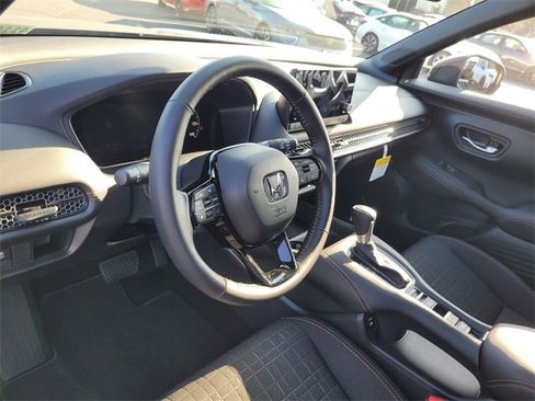 New 2025 Honda HR-V Sport image 6
