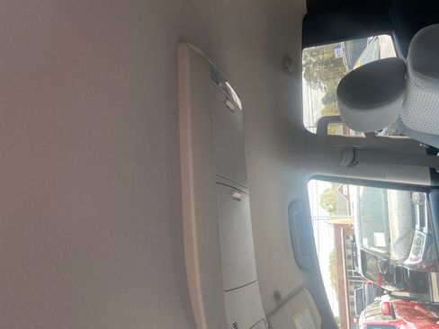 Used 2010 Toyota Tundra 2WD Double Cab image 20