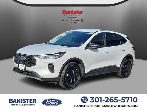 Used 2026 Ford Escape Active AWD/4WD image 1