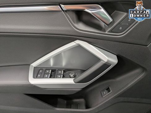 Used 2021 Audi Q3 2.0T Premium image 9