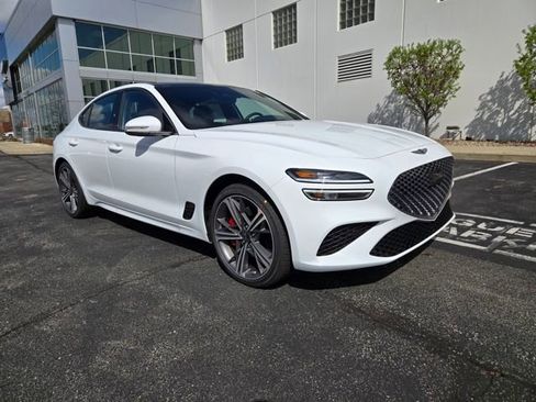 Used 2025 Genesis G70 2.5T w/ Sport Prestige Package image 13