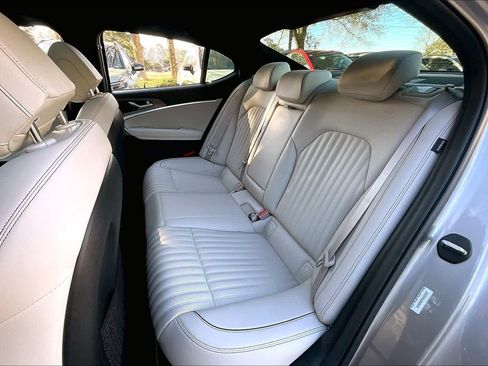 Used 2025 Genesis G70 3.3T Advanced image 20