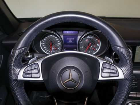 Used 2019 Mercedes-Benz SLC 43 AMG image 28