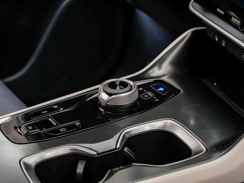 Used 2023 Lexus RZ 450e Premium image 28