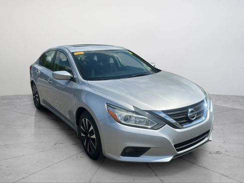 Used 2017 Nissan Altima 2.5 SV FWD image 14