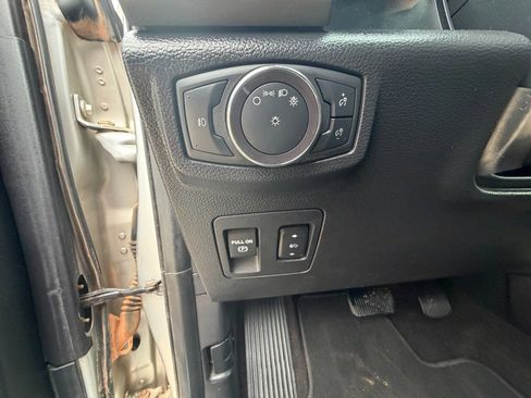 Used 2019 Ford Expedition Max XLT w/ Equipment Group 202A AWD/4WD image 12