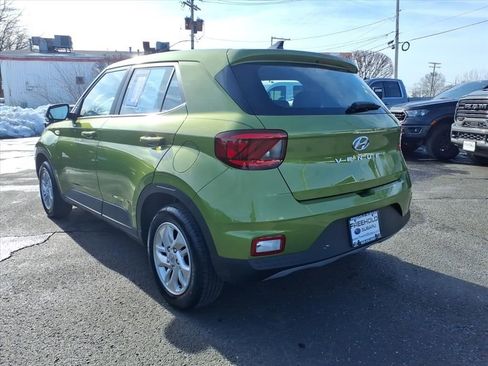 Used 2022 Hyundai Venue SE image 20