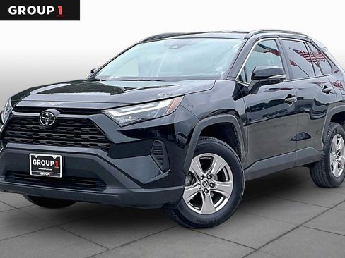 Used 2024 Toyota RAV4 XLE FWD image 1