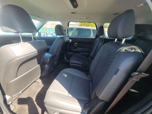 Used 2026 Hyundai Palisade SEL FWD image 15