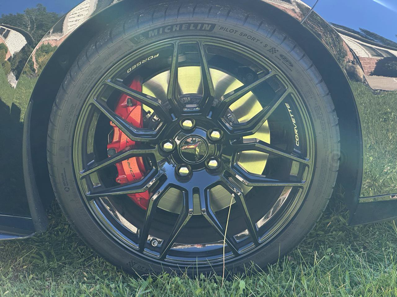 Used 2025 Chevrolet Corvette Z06 RWD image 7