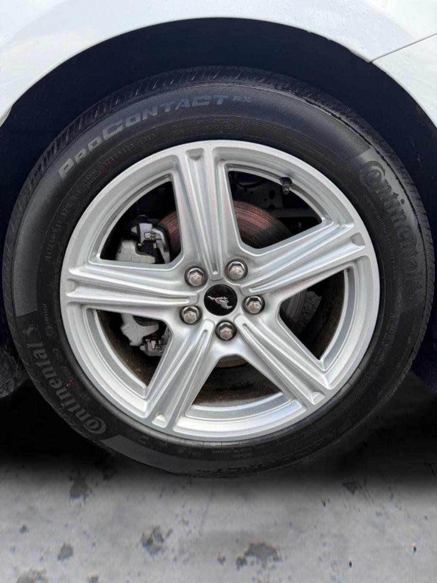 Used 2026 Ford Mustang Premium RWD image 25