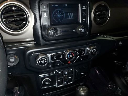 Used 2019 Jeep Wrangler Unlimited Sport S image 19