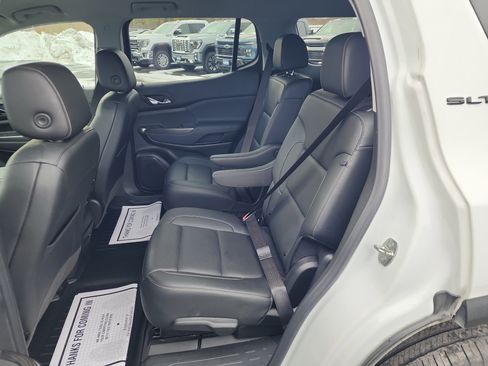 Certified 2022 GMC Acadia SLT w/ Elevation Edition image 26