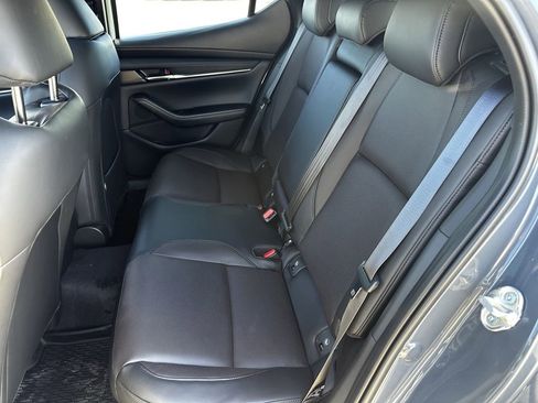 New 2026 MAZDA MAZDA3 Hatchback w/Premium Plus Pkg image 25