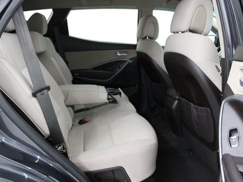 Used 2018 Hyundai Santa Fe Sport w/ 2.4L Value Package 02 FWD image 11