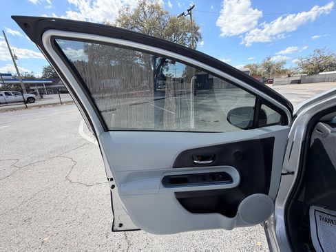 Used 2012 Toyota Prius C Two image 14