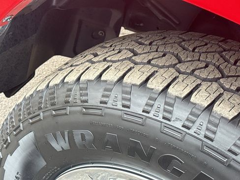 Used 2020 RAM 1500 Big Horn image 10