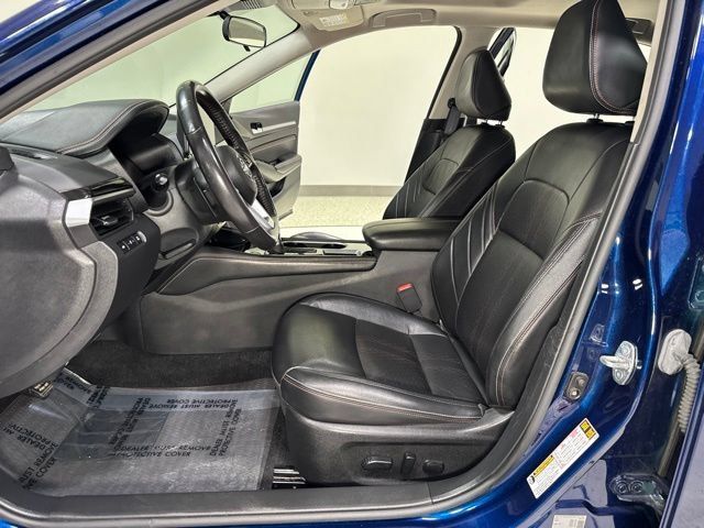 Used 2023 Nissan Altima 2.5 SR w/ SR Premium Package FWD image 15
