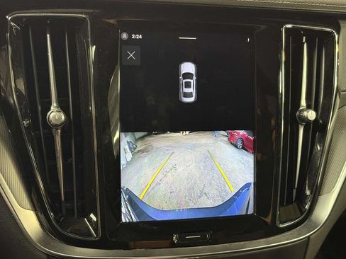 Used 2023 Volvo S60 B5 Ultimate w/ Climate Package AWD/4WD image 7