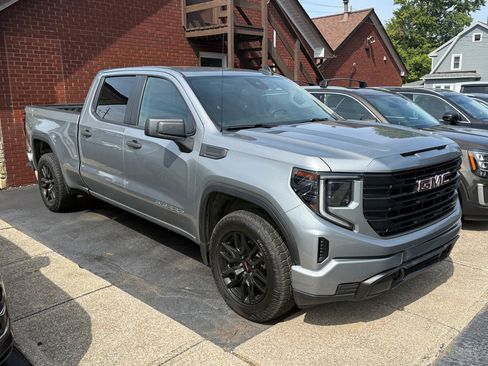 Used 2023 GMC Sierra 1500 Pro w/ Graphite Edition AWD/4WD image 2