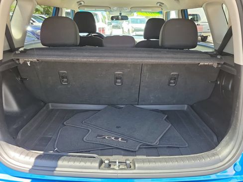 Used 2017 Kia Soul + w/ Designer's Package FWD image 6