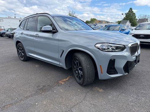 Used 2024 BMW X3 xDrive30i w/ Premium Package AWD/4WD image 3
