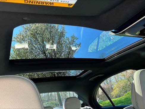 Certified 2022 Mercedes-Benz C 300 4MATIC Sedan image 17