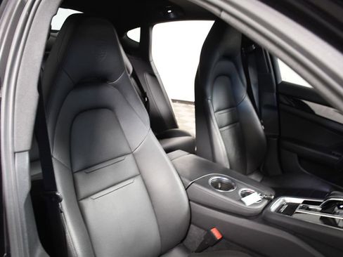 Used 2020 Porsche Panamera 4S image 20