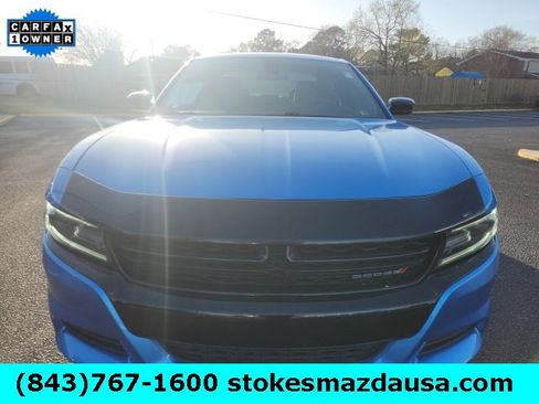 Used 2019 Dodge Charger SXT w/ Blacktop Package image 12
