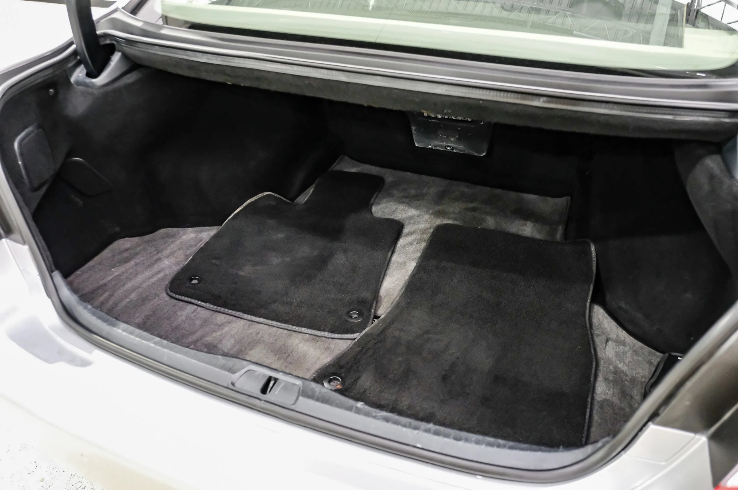 Used 2015 Lexus LS 460 L RWD image 55