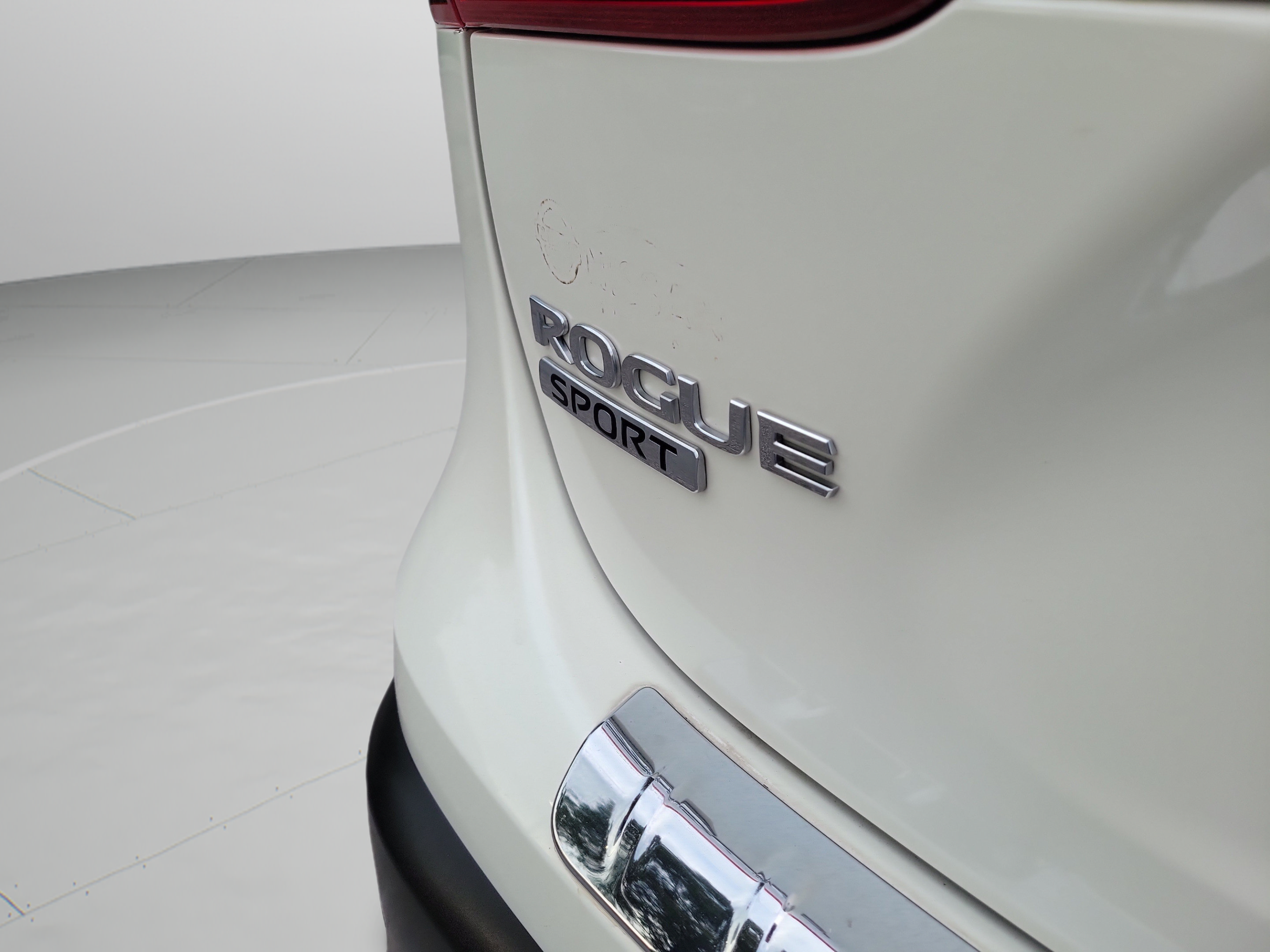 Used 2020 Nissan Rogue Sport SV FWD image 42