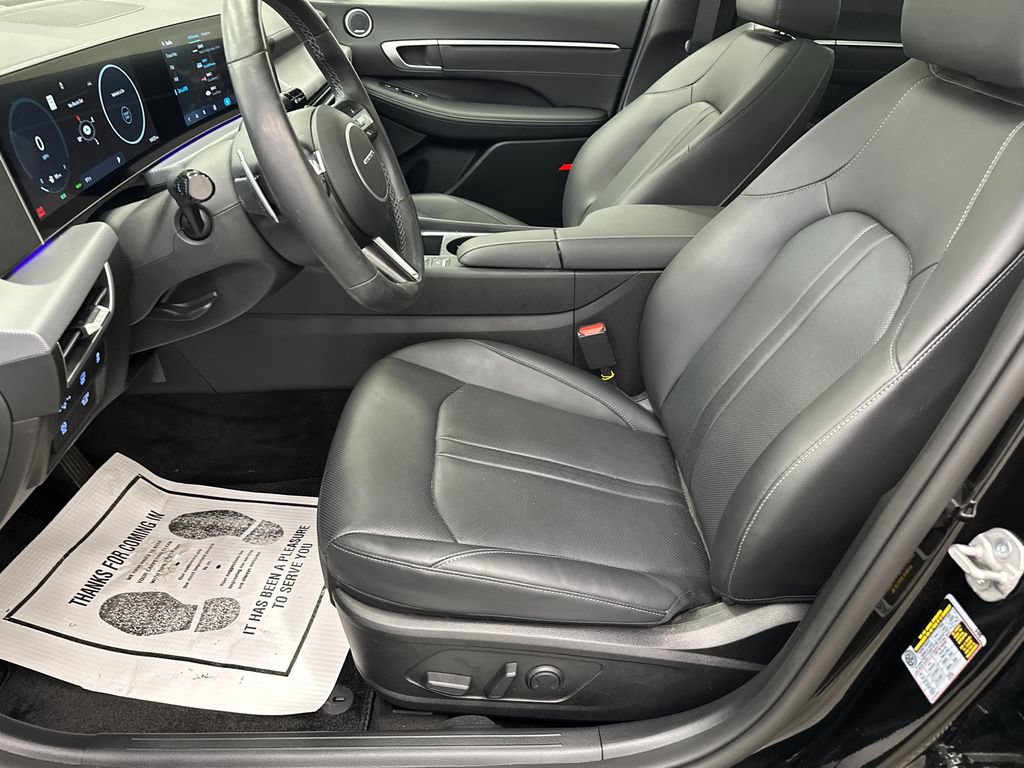 Used 2026 Hyundai Sonata Limited FWD image 9