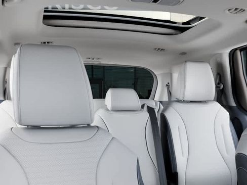 New 2026 Kia Carnival SX Prestige FWD image 27