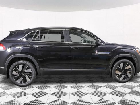New 2026 Volkswagen Atlas Cross Sport SEL AWD/4WD image 11