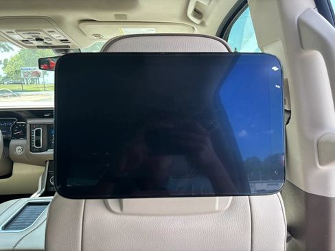 Used 2021 GMC Yukon Denali AWD/4WD image 20