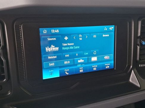 Used 2023 Ford Bronco Black Diamond image 16