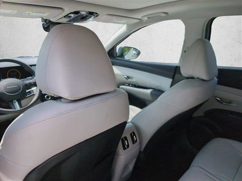 New 2026 Hyundai Tucson Limited FWD image 16