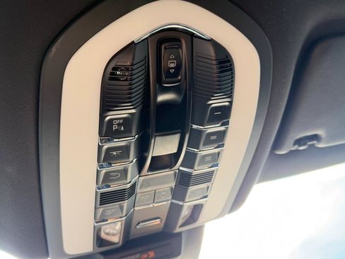 Used 2017 Porsche Macan S AWD/4WD image 62