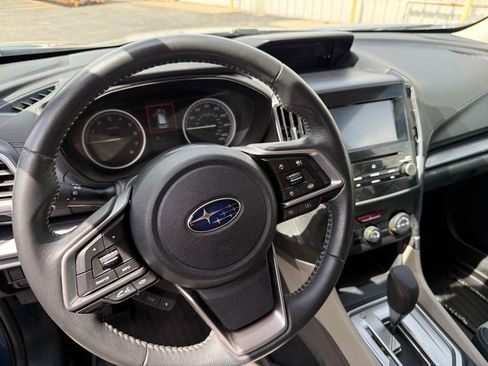 Used 2021 Subaru Forester Premium image 9