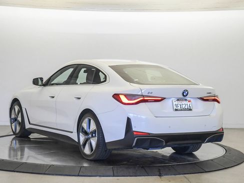 Used 2023 BMW i4 eDrive35 RWD image 2