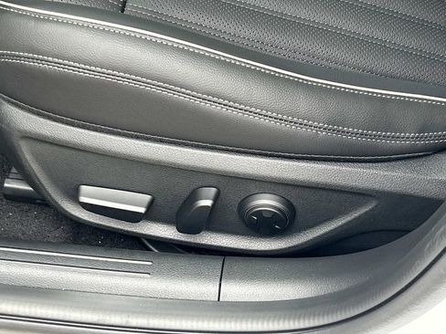 New 2026 Genesis G70 2.5T Prestige image 16