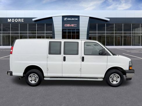 Used 2024 Chevrolet Express 2500 w/ Driver Convenience Package image 3
