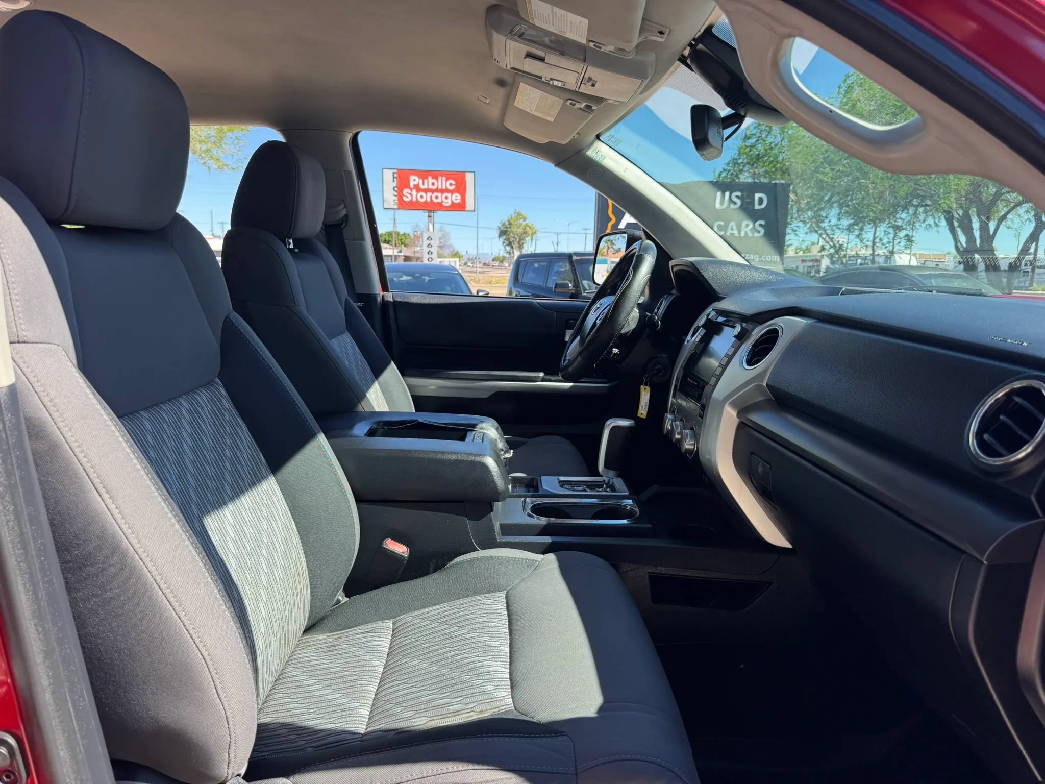 Used 2020 Toyota Tundra SR5 w/ SR5 Convenience Package RWD image 21