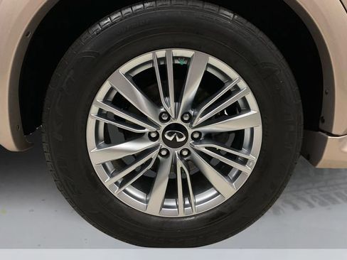 Used 2019 INFINITI QX80 Luxe image 17