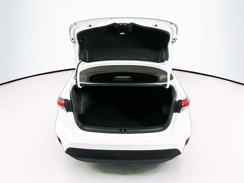 Used 2025 Toyota Corolla LE FWD image 26